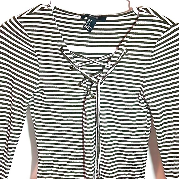 🟪Forever 21 S army green and white long sleeve form fitted dress - Picture 4 of 7